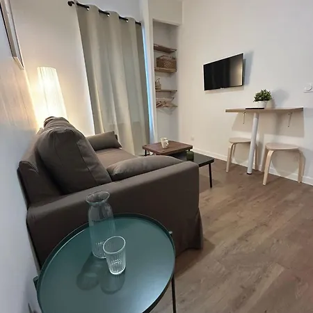 Au Pied Du Chateau Apartment *