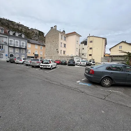 Au Pied Du Chateau Apartmán *